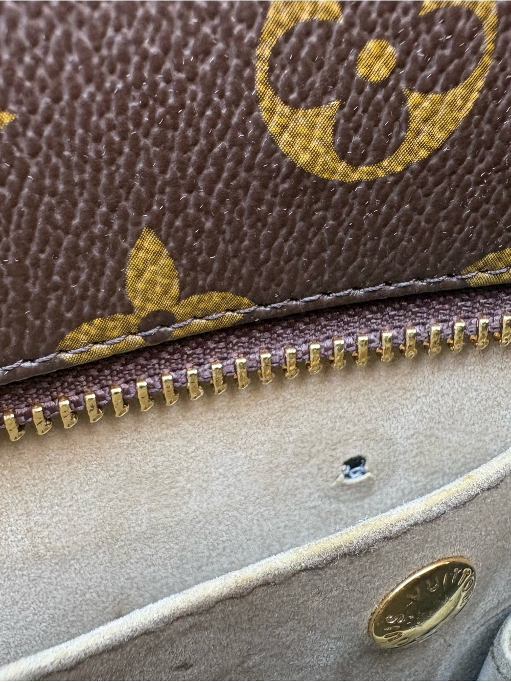 LV Monogram Canvas Tote in Brown and Natural Vachetta - Picture 11 of 16
